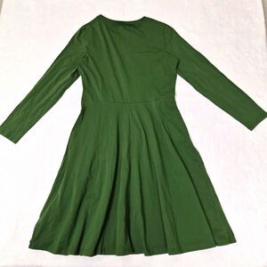 KIRA Green Long Sleeve Fit & Flare Skater Dress Womens L Stretch Modest Cottage